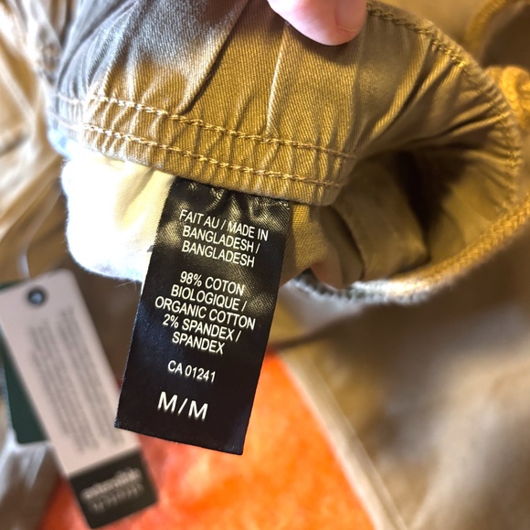 Light brown organic cotton utility cargo joggers pants NWT - Picture 12 of 15